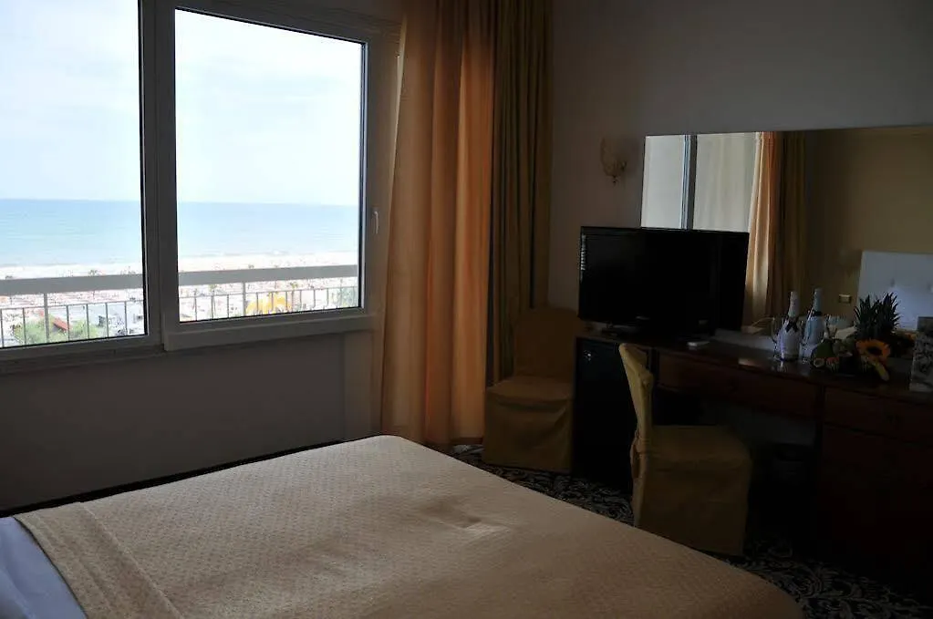 Color Miami Beach Family Hotel Milano Marittima
